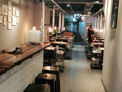 大堂-火烈鸟炭火烤肉(静安路店)