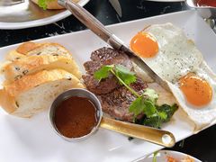 特级21天排酸牛排双煎蛋-The Rug Cafe(王府中环店)