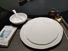 -忆江南·临江鱼馆