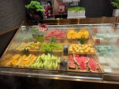 -一绪に和牛寿喜烧(罗湖益田假日店)