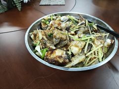 -洞背山庄(洞背院区式管理小区店)