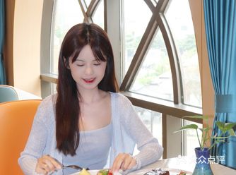 佛山不愧是大城市。。。素食餐厅都这么好吃！