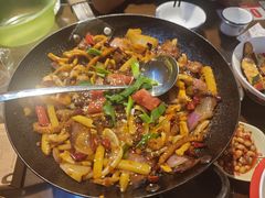 -富正毅三下锅·湘西韵味(天门山索道店)