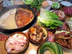 -赵美丽·重庆社区火锅·直营店(火车东站·中豪国际店)