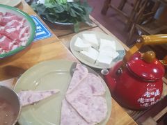 -东镇老火锅(长春路首店)