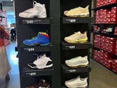 -NIKE上海青浦优选体验店