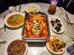 -巴特餐饮6加1音乐餐吧·新疆菜