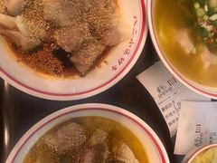 -八二小区抄手(龙湖上城天街店)