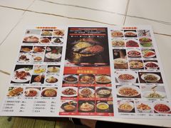 -阿瓦山寨·湘菜现炒·剁椒鱼头王(咸阳总店)