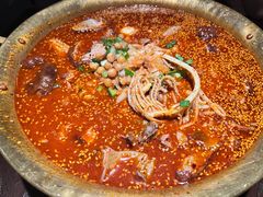 -张翻越·川渝冒菜·武汉黑鸭煲(城北万象城店)