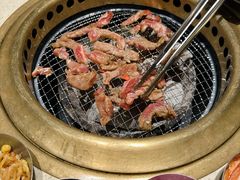 -蚂蚁洞·烤肉大营地(上海静安大悦城店)