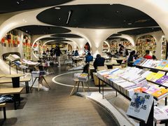 -钟书阁(珍园店)