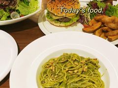 青酱蘑菇鸡肉意面-UPPER KITCHEN(延安路店)