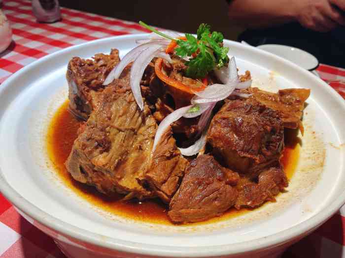 高原郎西北菜·手工面(广州店)-"[薄荷]环境: 很有地域风情的装修