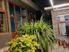 -梨木台悦来客农家院