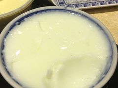 冻双皮奶-百花传统甜品店(原址店)