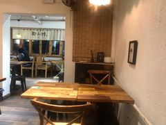 大堂-猫爷的腔调·黔小馆(交大医学住宅区店)