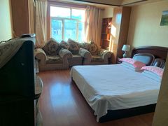 -华龙特色大骨鸡农家菜馆