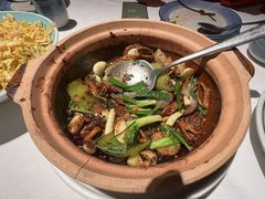 -八府香鸭·啫啫煲(华山路店)