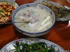 -将就吃农家特色土菜馆