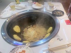 -哈尔滨烧烤·山河村铁锅炖(交大店)