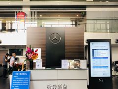 -奔驰上海利星(七宝店)