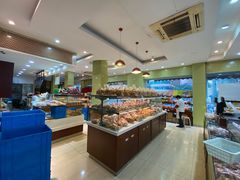 面包甜点陈列柜-九芝斋(解放路店)