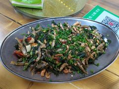 河虾蒸山坑鱼-花悦农庄 | 烧鸡·竹筒饭(沙迳高沙温泉香溪堡店)