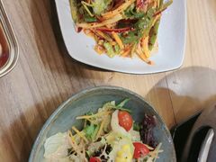 -青瓦餐厅·生鱼片·韩园烤肉(西塔店)