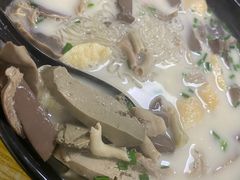 -津津老鸭粉丝馆(正东路店)