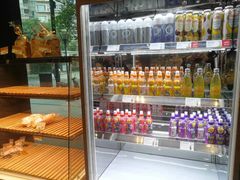 面包甜点陈列柜-巴黎贝甜(杨浦宝地店)