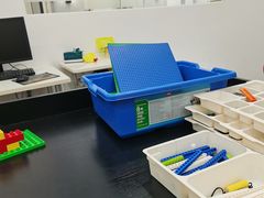 -百变天才机器人编程中心·信奥·无人机·科技特长生(金田广场店)