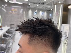 -5M HAIR SALON