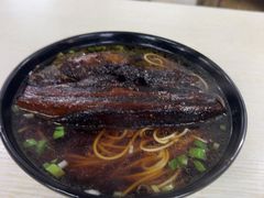 -小龙大肉面馆