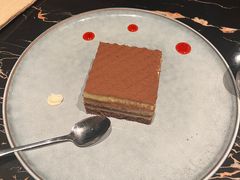 -LES ELITES 英集荟(南京西路店)