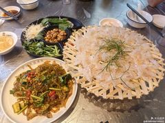 -官塘鱻鱻鱼生·潮汕生腌·砂锅粥(西马路总店)