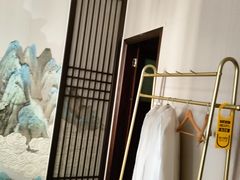 -万绿园