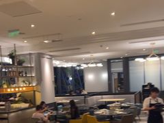 -港丽餐厅(高德置地店)