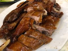 脆皮烧鹅-禄源公·老莞诚饭店