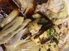酱油鸡-蔼若春.传承三十年云南菜(金碧公园店)