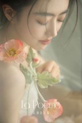 -乐派诗婚纱摄影