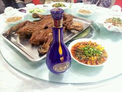 -南渝食府.墨脱石锅松茸鸡
