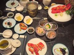 -半岛翡丽海鲜自助餐厅(观风亭店)