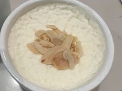 双皮奶-悦满楼·西关名点·湛江名菜(航空综合大厦店)