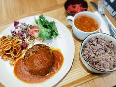 汉堡肉套餐-Café & Meal MUJI(北京坊店)