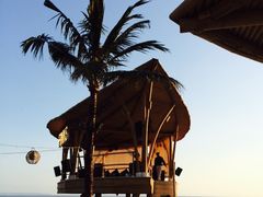 -FINNS Beach Club