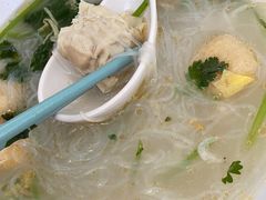 -小杨生煎(金山百联购物中心3楼店)