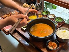 -银米·云南传统过桥米线(双廊黑金冠店)