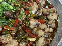 -廖哥泡椒兔(峨眉店)