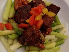 虾皇酱爆炒M9和牛-宝丽轩中餐厅BAOLIXUAN